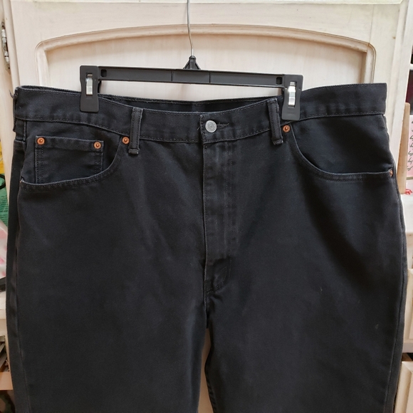 Levis 550 Jeans Mens Size 42 Black Zip Reg Fit Straight Leg - Picture 3 of 8